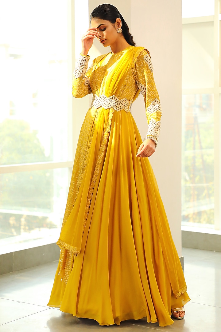 Canary yellow Hand Embroidered Wedding Anarkali Set by Vidushi Gupta at Pernia's Pop Up Shop
