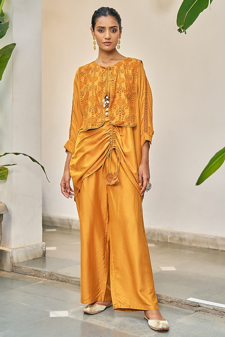 Ochre Yellow Pure Modal Silk & Pure Cotton Silk Embellished Kurta Set by Vidushi Gupta at Pernia's Pop Up Shop