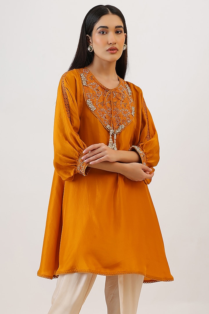 Mustard Pure Silk Floral Embroidered Layered Kurta Set by Vidushi Gupta at Pernia's Pop Up Shop