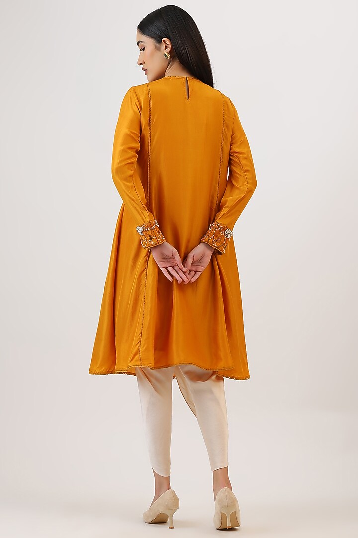 Mustard Pure Silk Botanical Embroidered A-Line Kurta Set by Vidushi Gupta at Pernia's Pop Up Shop