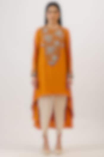 Mustard Pure Silk Asymmetrical Kurta Set by Vidushi Gupta at Pernia's Pop Up Shop