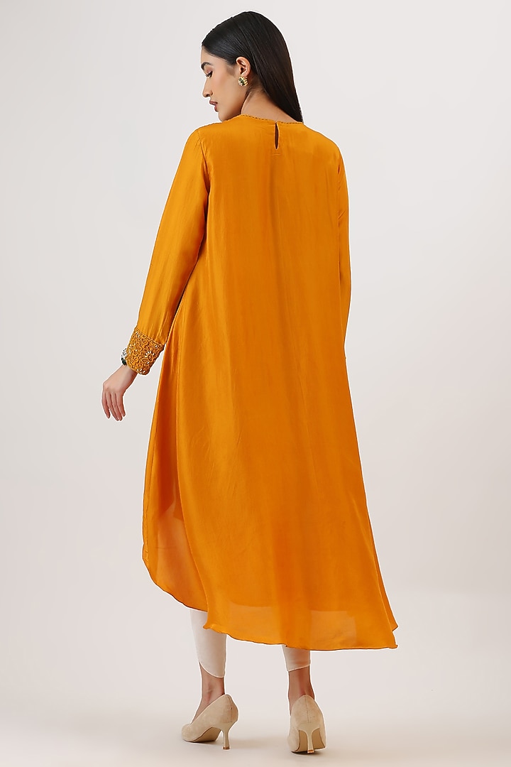 Mustard Pure Silk Asymmetrical Kurta Set by Vidushi Gupta at Pernia's Pop Up Shop