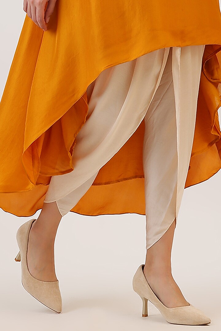 Mustard Pure Silk Asymmetrical Kurta Set by Vidushi Gupta at Pernia's Pop Up Shop