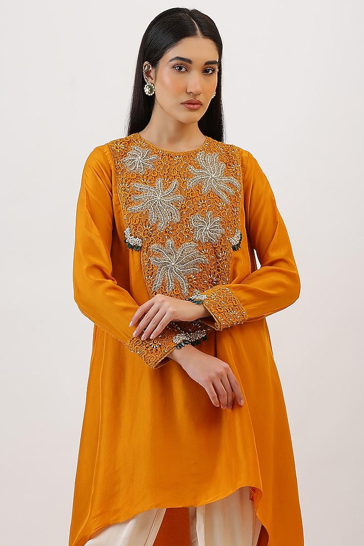 Mustard Pure Silk Asymmetrical Kurta Set by Vidushi Gupta at Pernia's Pop Up Shop