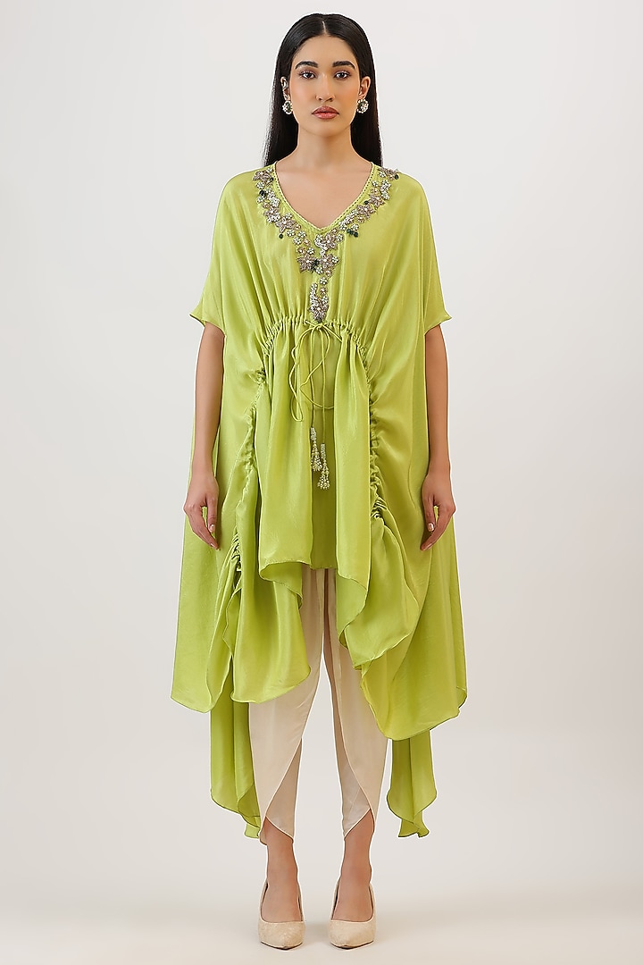 Green Pure Silk Floral Embroidered Cape Set by Vidushi Gupta at Pernia's Pop Up Shop