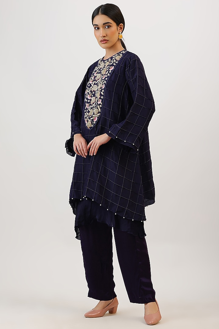 Aubergine Purple Pure Silk Zardosi Embroiderd Kurta Set by Vidushi Gupta at Pernia's Pop Up Shop