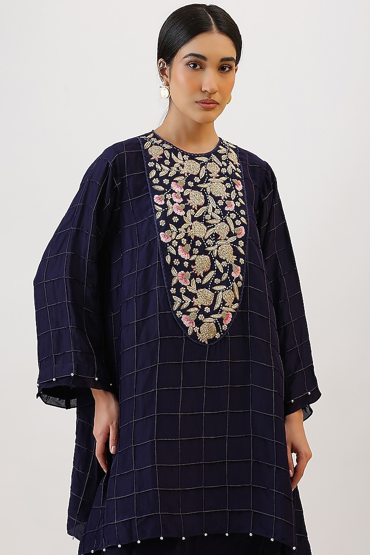 Aubergine Purple Pure Silk Zardosi Embroiderd Kurta Set by Vidushi Gupta at Pernia's Pop Up Shop