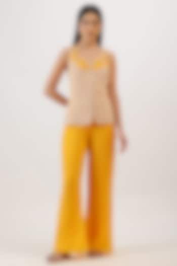 Yellow Pure Silk Honeycomb Embroiderd Jacket Set by Vidushi Gupta at Pernia's Pop Up Shop