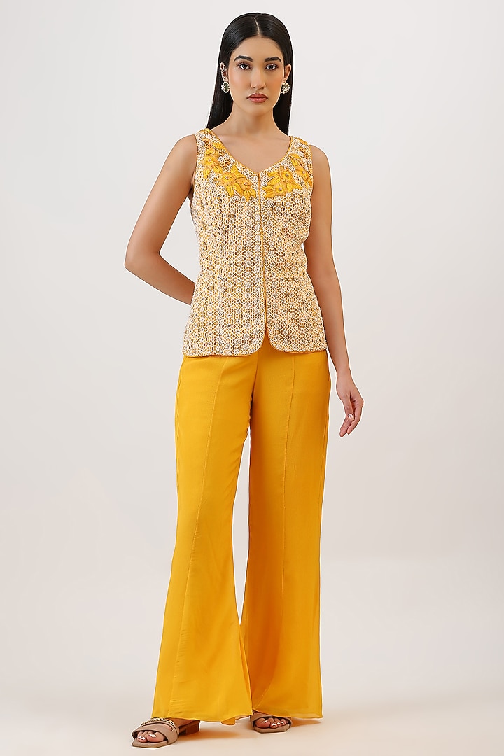 Yellow Pure Silk Honeycomb Embroiderd Jacket Set by Vidushi Gupta at Pernia's Pop Up Shop