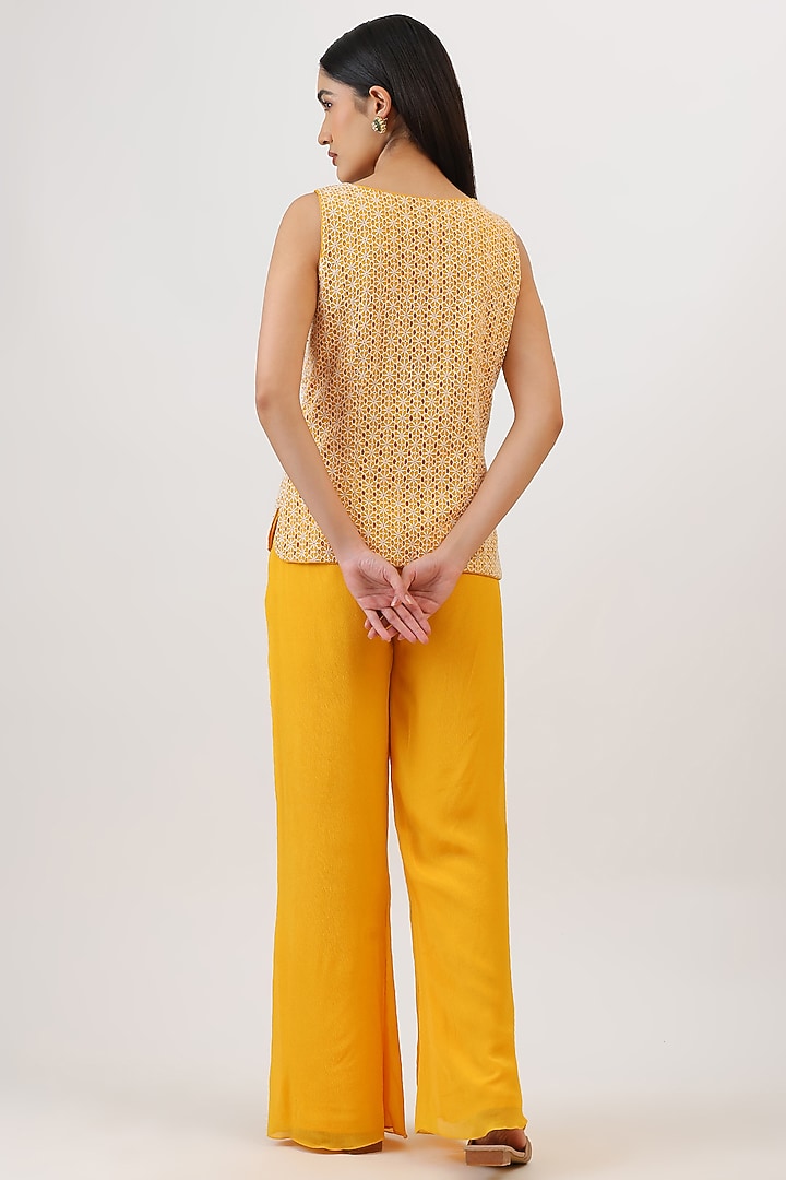 Yellow Pure Silk Honeycomb Embroiderd Jacket Set by Vidushi Gupta at Pernia's Pop Up Shop