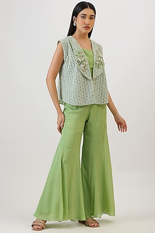 Green Pure Silk Floral Embroiderd Jacket Set by Vidushi Gupta