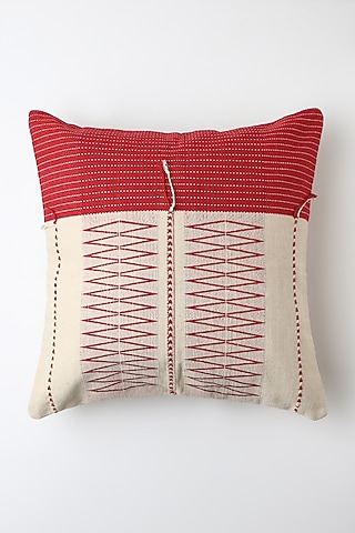 White Juvi Cushion Cover by Vekuvolu Dozo