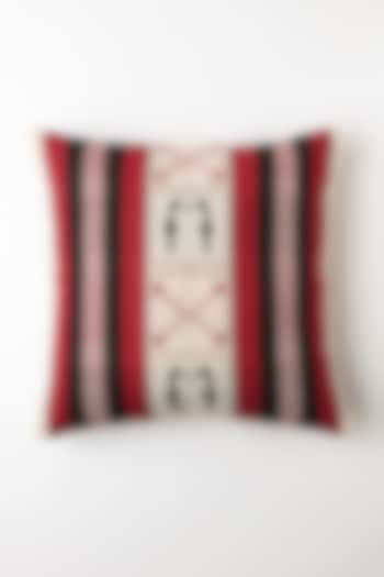 White & Red Thiiji Cushion Cover by Vekuvolu Dozo