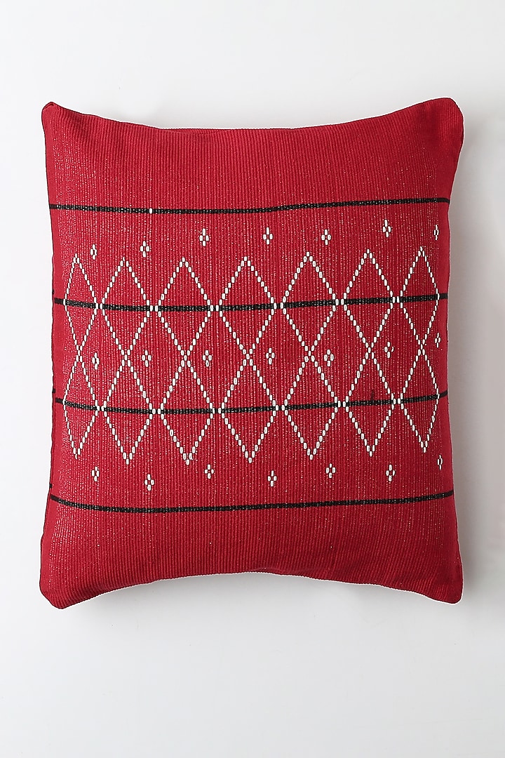 Red Therali Cushion Cover by Vekuvolu Dozo