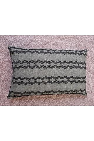 White & Black Cotton Handwoven Pillows (Set of 2) by Vekuvolu Dozo