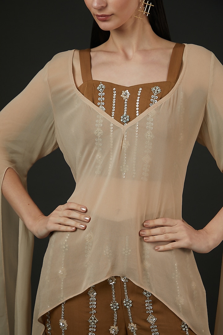 Beige Georgette Kaftan Set by Vedika Soni at Pernia's Pop Up Shop