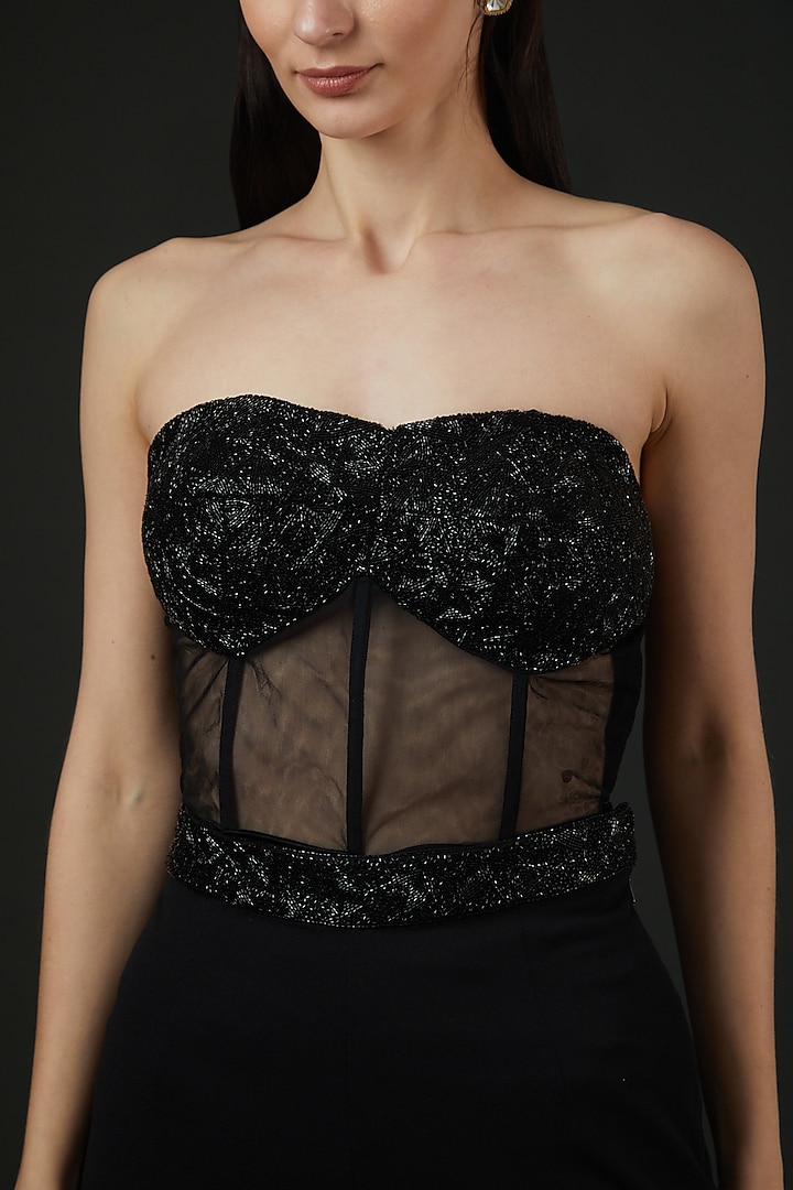 Black Net & Spandex Embroidered Co-Ord Set by Vedika Soni at Pernia's Pop Up Shop