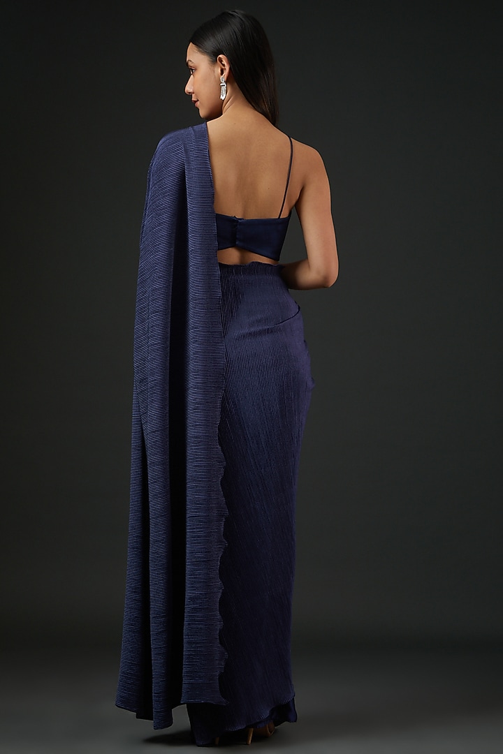Navy Blue Pre-stitched Party Wear Saree
by Vedika Soni at Pernia's Pop Up Shop