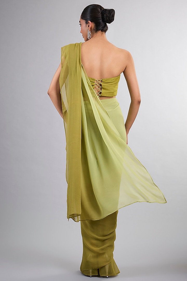 Green Ombre Georgette & Net Party Wear Saree Set by Vedika Soni at Pernia's Pop Up Shop