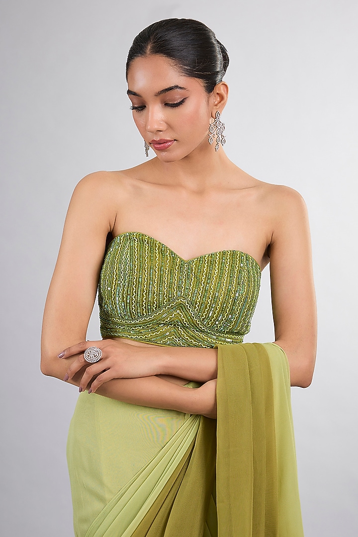 Green Ombre Georgette & Net Party Wear Saree Set by Vedika Soni at Pernia's Pop Up Shop
