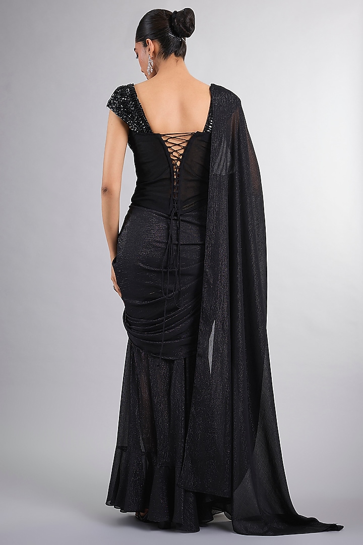 Black Shimmer Georgette & Net Party Wear Saree Set by Vedika Soni at Pernia's Pop Up Shop