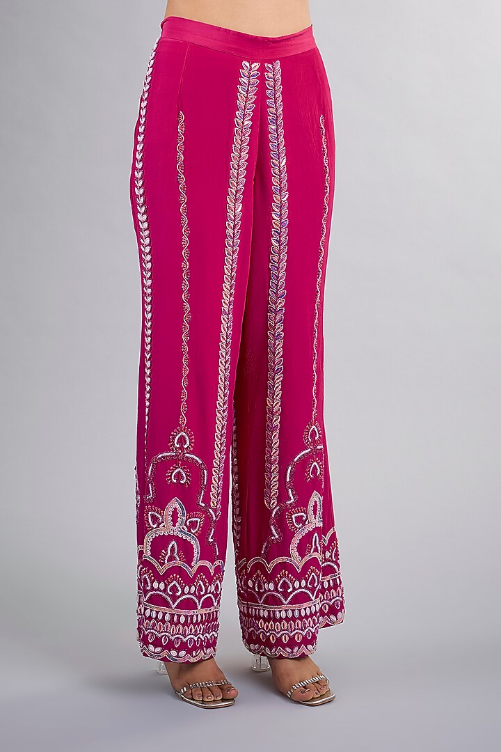 Pink Crepe Hand Embroidered Kaftan Set by Vedika Soni at Pernia's Pop Up Shop