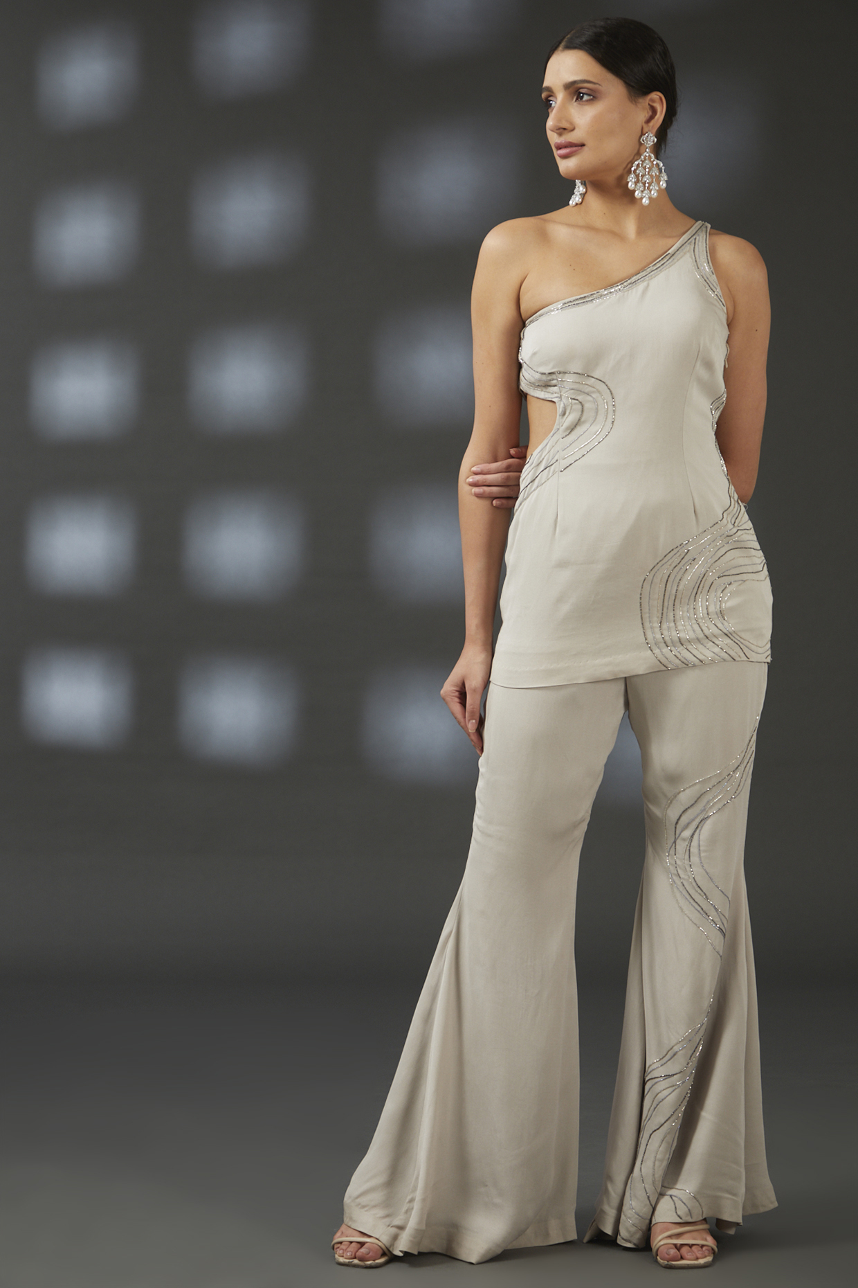 Grey Georgette Co-Ord Set by Vedika Soni at Pernia's Pop Up Shop