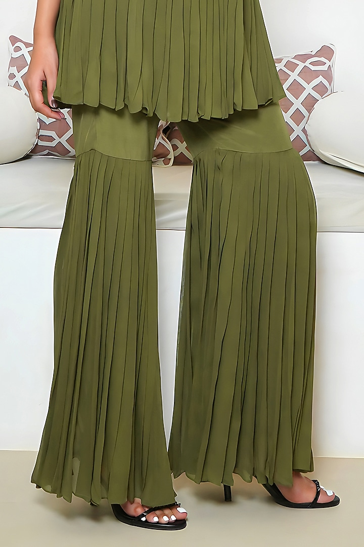 Mehendi Green Georgette Party Wear Sharara Set by Vedika Soni at Pernia's Pop Up Shop