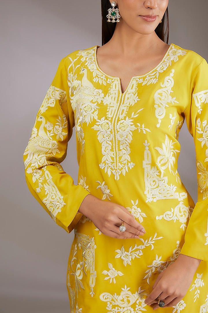 Yellow Crepe Machine Embroidered Co-Ord Set by Vedika Soni at Pernia's Pop Up Shop