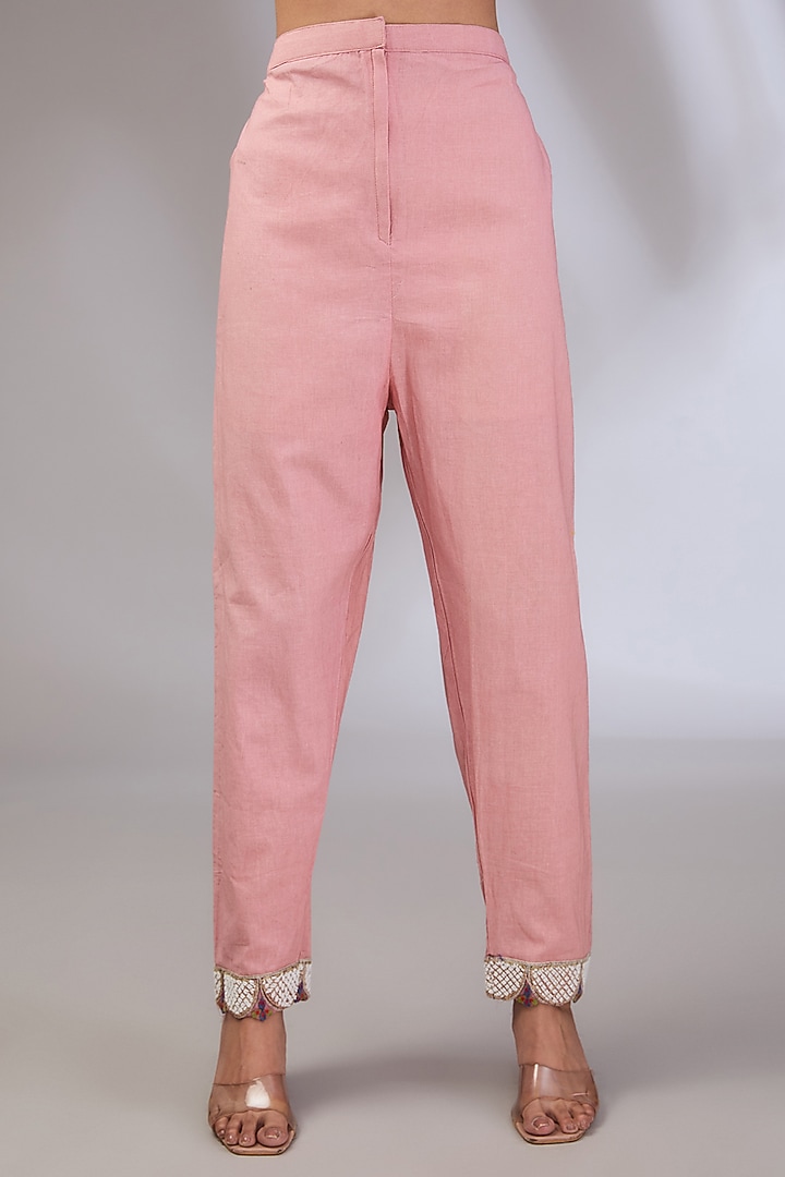 Pink Chanderi Machine Embroidered Kurta Set by Vedika Soni at Pernia's Pop Up Shop