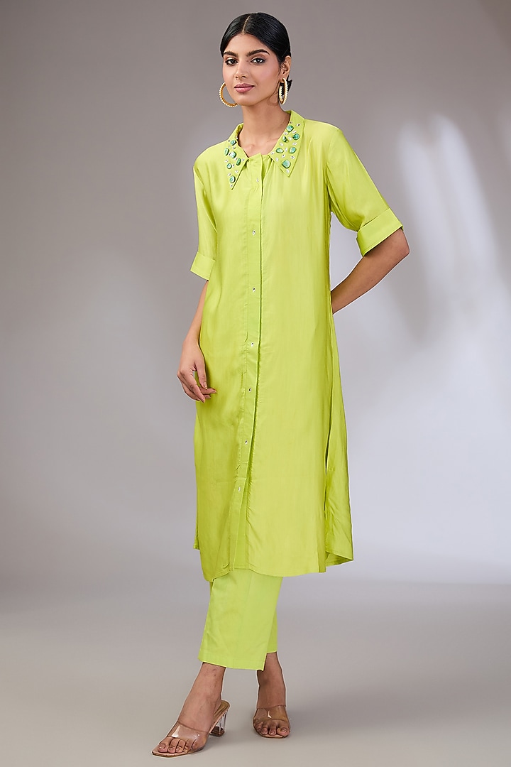 Neon Green Cotton Hand Embroidered Kurta Set by Vedika Soni at Pernia's Pop Up Shop