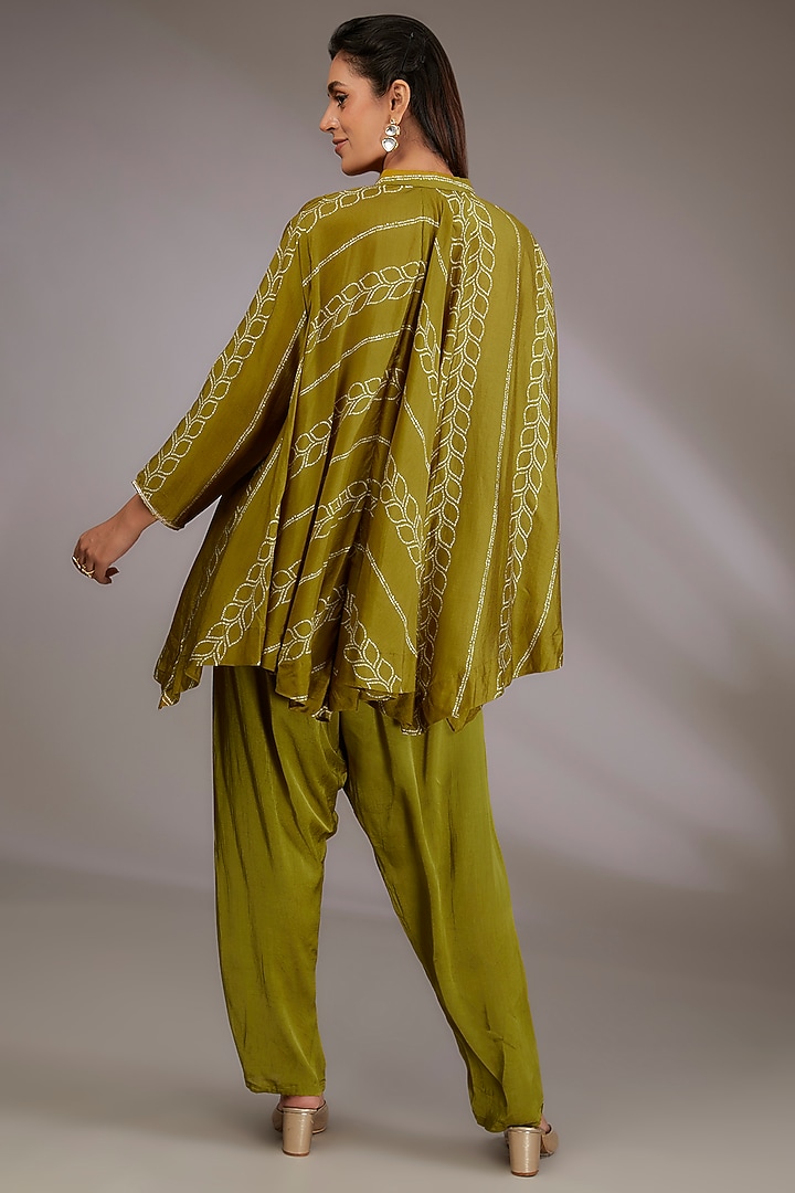 Mehendi Green Crepe Hand Embroidered Co-Ord Set by Vedika Soni at Pernia's Pop Up Shop