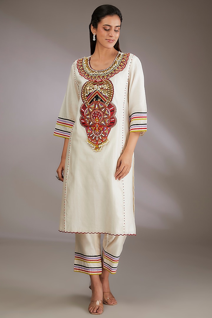 Ivory Chanderi Hand Embroidered Kurta Set by Vedika Soni