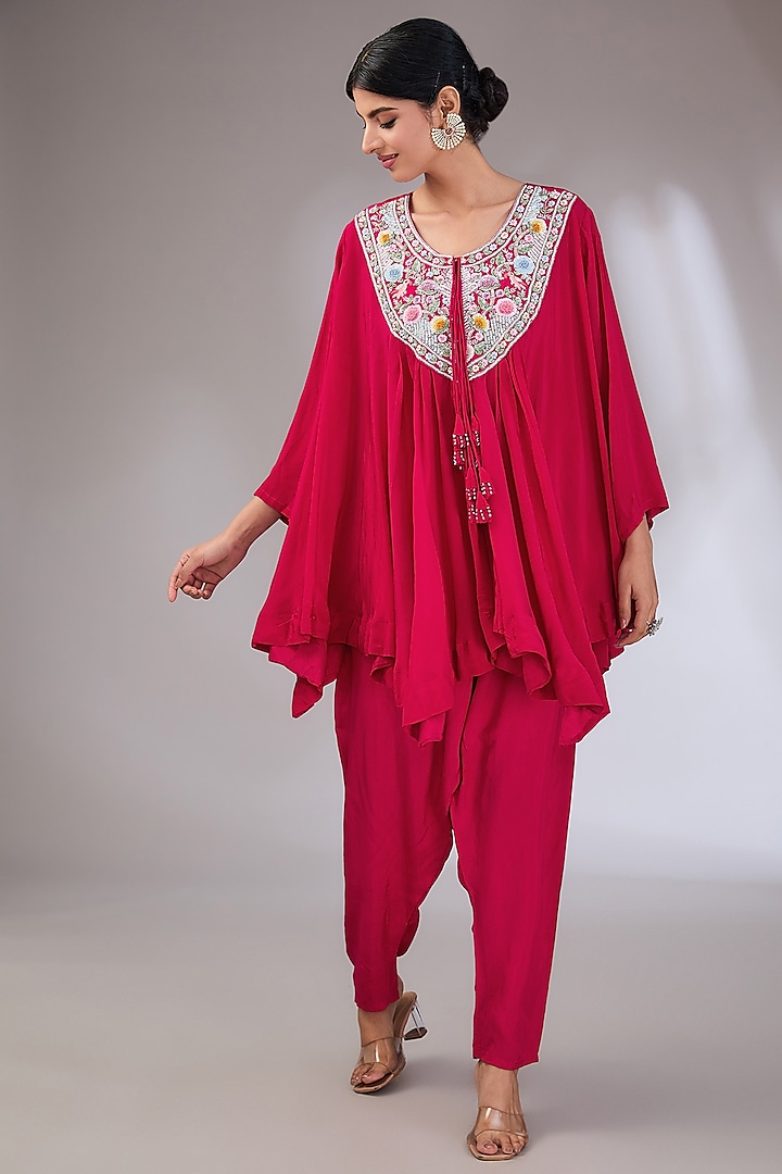 Magenta Crepe Machine Embroidered Co-Ord Set by Vedika Soni at Pernia's Pop Up Shop