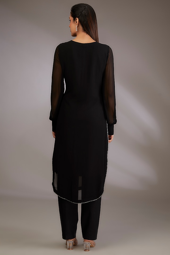 Black Georgette Embroidered Kurta Set by Vedika Soni at Pernia's Pop Up Shop