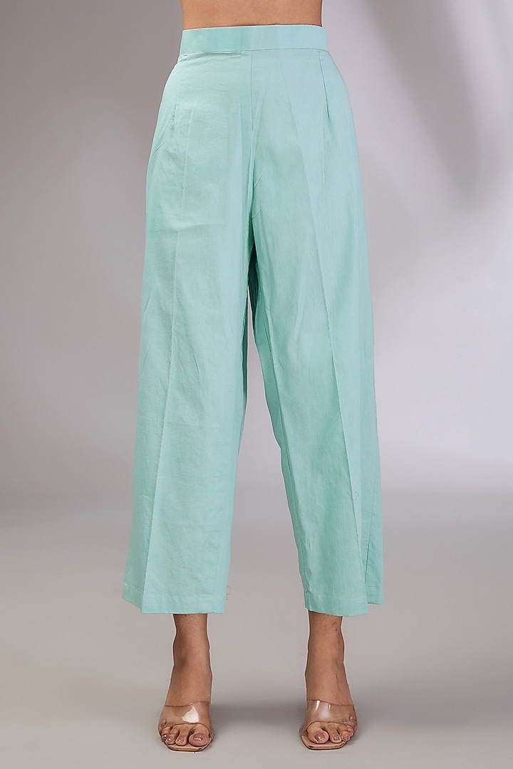 Ice Blue Cotton Hand Embroidered Kurta Set by Vedika Soni at Pernia's Pop Up Shop