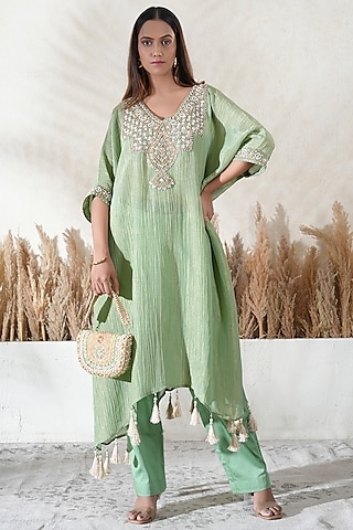Pastel Green Crushed Tissue Embroidered Kaftan Set by Vedika Soni