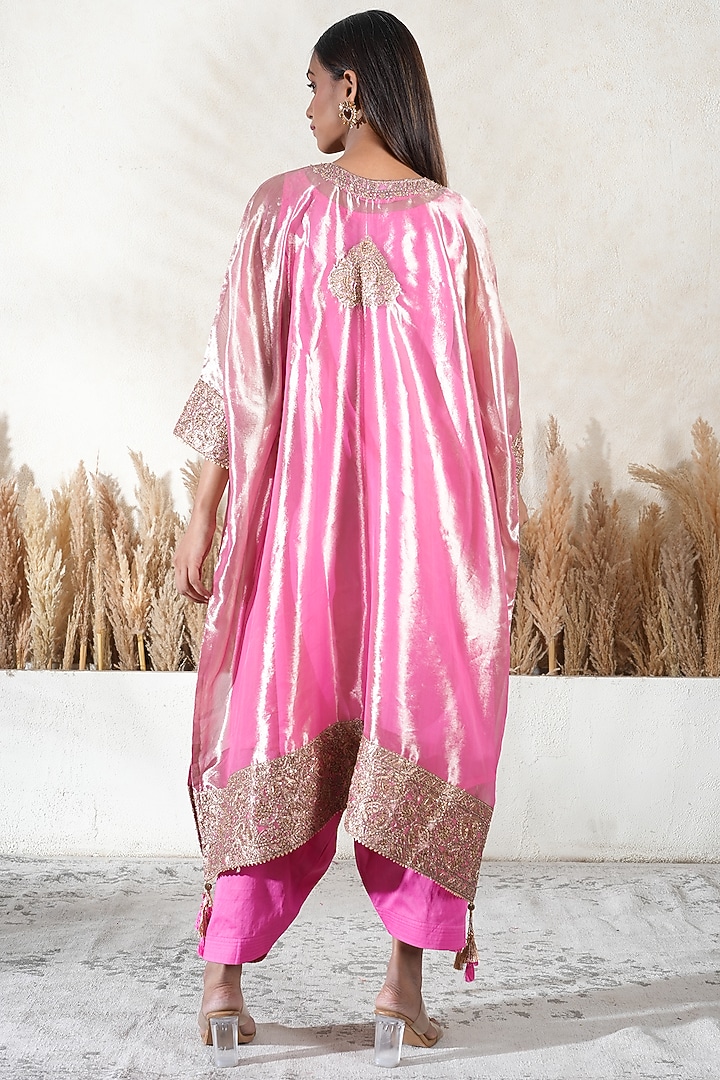 Metallic Pink Tissue Embroidered Kaftan Set by Vedika Soni at Pernia's Pop Up Shop