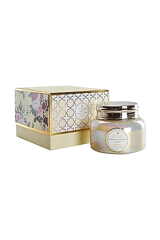 Marsala Geranium & Musk Scented Aroma Candle by Veedaa