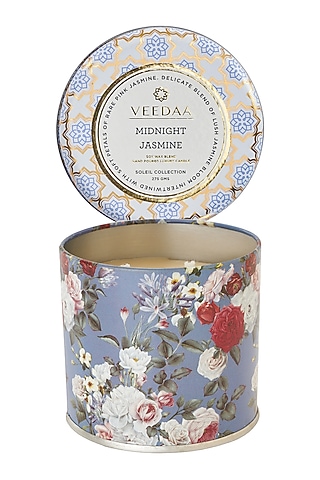 Midnight Jasmine Scented Candle by Veedaa