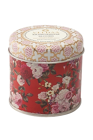Rajnigandha Blooms Mason Tin Scented Candle by VEEDAA