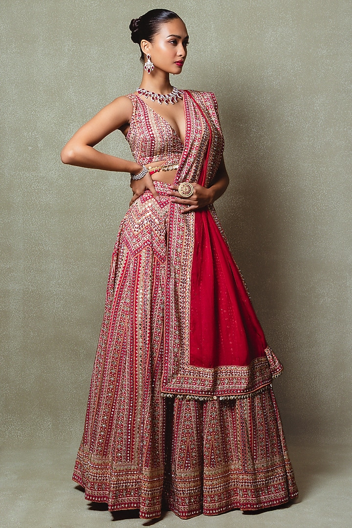 Red Crepe Digital Printed Wedding Lehenga Set by Vedant G at Pernia's Pop Up Shop