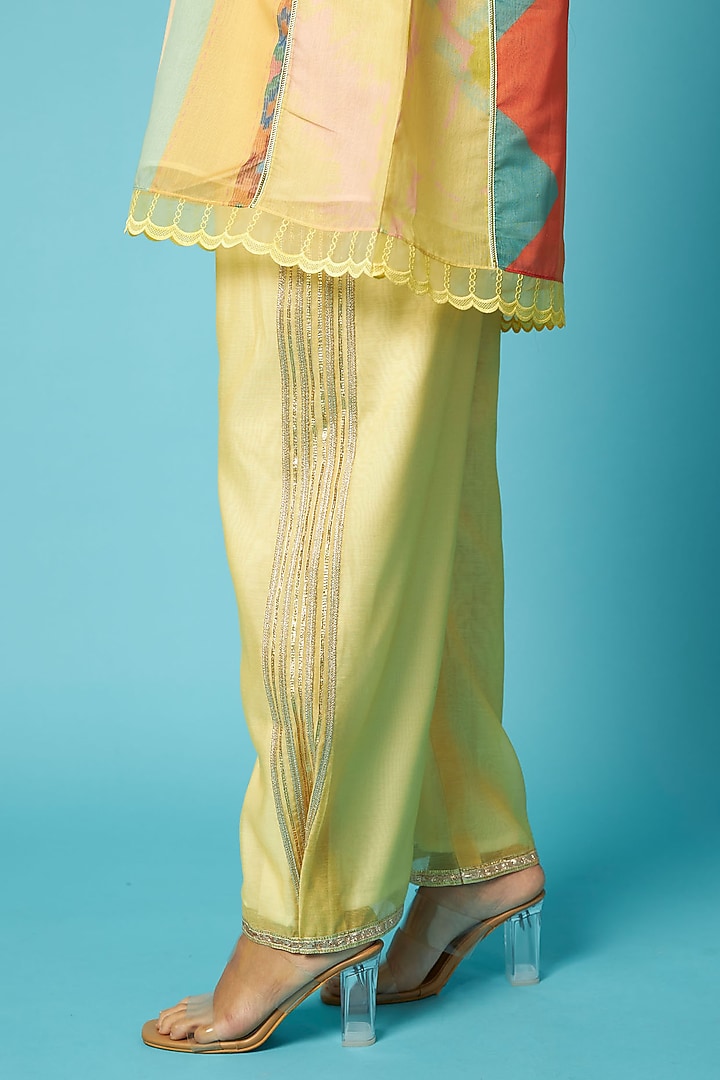Multi-Colored Chanderi Geometric Printed Kurta Set by Vedika M at Pernia's Pop Up Shop