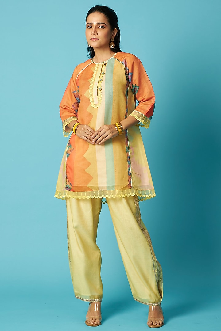 Multi-Colored Chanderi Geometric Printed Kurta Set by Vedika M at Pernia's Pop Up Shop