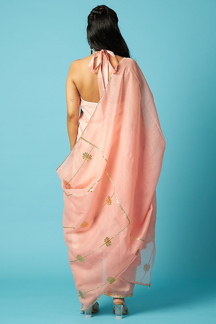 Peach Chanderi Bandhani Printed Halter Kurta Set by Vedika M at Pernia's Pop Up Shop