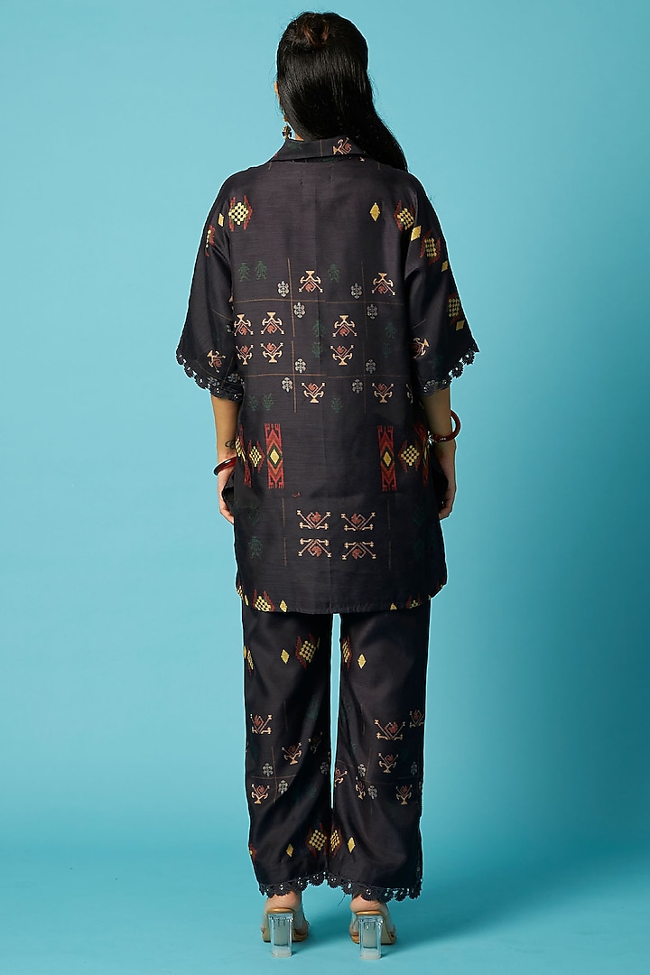 Black Chanderi Jamdani Printed Short Kurta Set by Vedika M at Pernia's Pop Up Shop