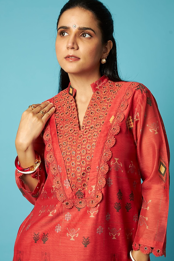 Red Chanderi Eyelet Embroidered Kurta Set by Vedika M at Pernia's Pop Up Shop