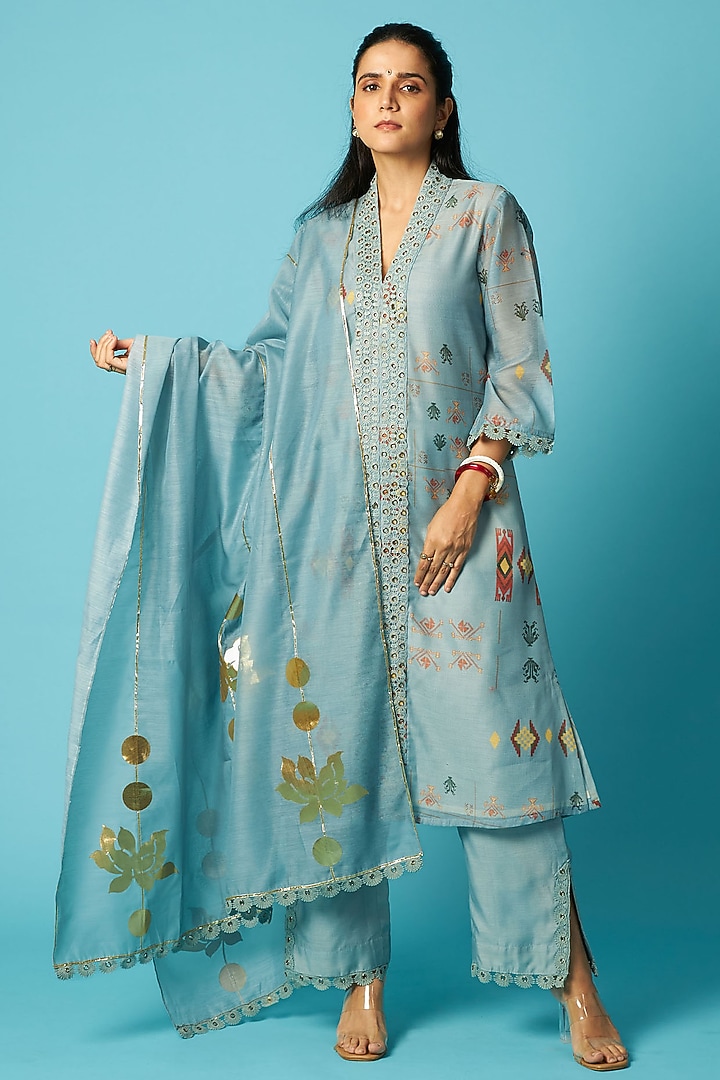 Blue Chanderi Eyelet Embroidered Kurta Set by Vedika M at Pernia's Pop Up Shop
