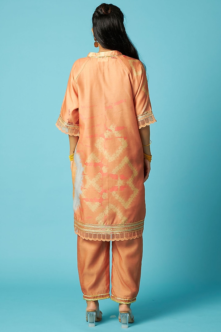 Orange Chanderi Bandhani Printed Straight Kurta Set by Vedika M at Pernia's Pop Up Shop