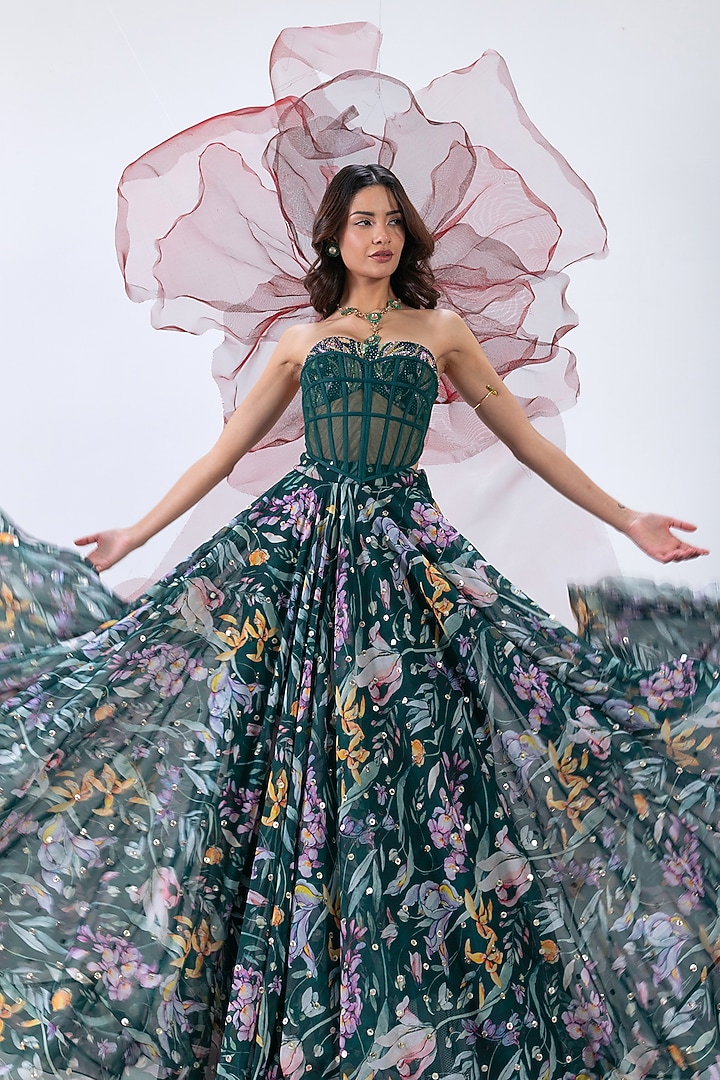 Green Organza Printed & Cutdana Work Skirt Set by Vesture at Pernia's Pop Up Shop